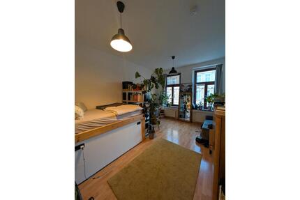 schönes WG Zimmer Südvorstadt - 395,00&nbsp;EUR Kaltmiete, ca.&nbsp; 80,00&nbsp;m&sup2; in Leipzig (PLZ: 04107) Mitte