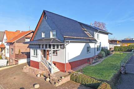 Haus zum Kaufen in Hofgeismar Hombressen 300.000,00 € 245.48 m² - Hofgeismar / Hombressen