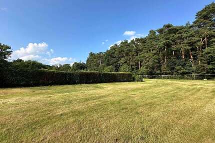 Grundstück zu verkaufen in Klein Nordende 199.900,00 € 949 m²