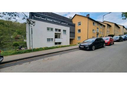 4 ZKB Wohnung - 1.300,00&nbsp;EUR Kaltmiete, ca.&nbsp; 143,00&nbsp;m&sup2; in Siegen (PLZ: 57072)