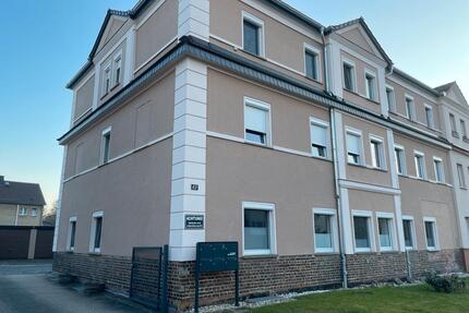 Altbauwohnung - 550,00&nbsp;EUR Kaltmiete, ca.&nbsp; 63,00&nbsp;m&sup2; in Borna (PLZ: 04552)