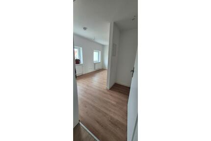 2-Raum-Wohnung Erstbezug nach Sanierung 2.OG, Whg. 8 - Markt 15, Finsterwalde Whg. 8