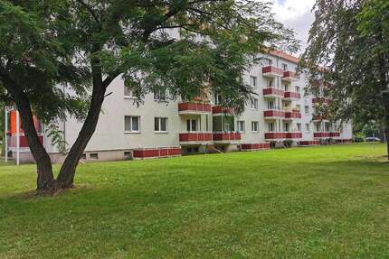 Wohnung zum Mieten in Merseburg 319,00 € 57.83 m²