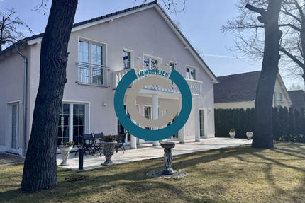 Haus zum Kaufen in Dallgow 1.199.000,00 € 320 m²