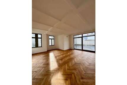 Wohnung zum Kaufen in Frankfurt am Main 920.000,00 € 107.79 m²