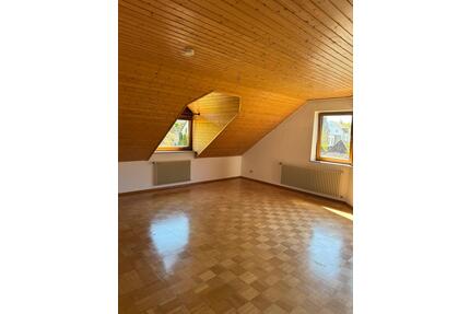 Helle 3 Zimmer-Wohnung mit 2 Balkonen, Stellplatz - Heilbronn Kernstadt