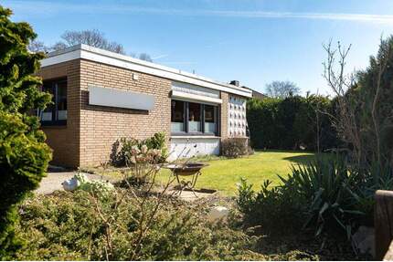 Split-Level-Traum in Stade: Exklusives Wohnen mit eigener Schwimmbad-Oase!