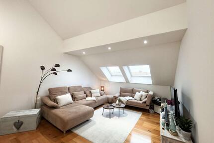 Moderne Dachgeschosswohnung in Solingen-Wald