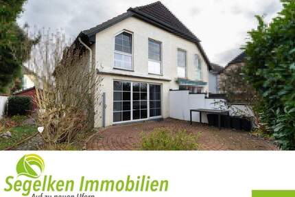 Ruhig gelegene Doppelhaushälfte mit Garten und Einstellplatz - Stuhr Brinkum