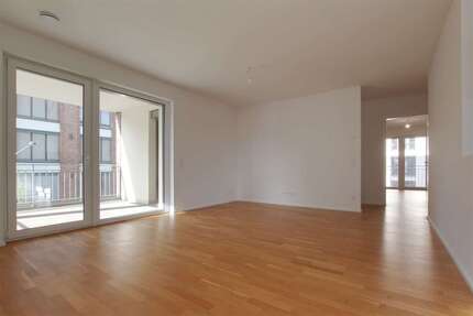 Wohnung zum Mieten in Frankfurt 1.980,00 € 120.74 m²