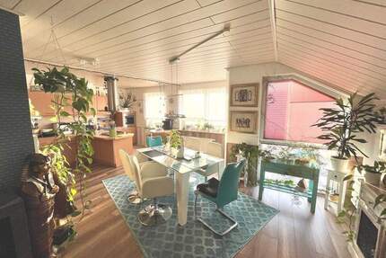 Helle Dachgeschoßwohnung mit Balkon und Garagenstellplatz - Lahnstein Oberlahnstein