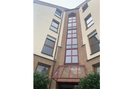 Helle 2-Zi-Maisonette Wohnung mit Balkon und Einbauküche in Neuss - Düsseldorf Flingern Süd