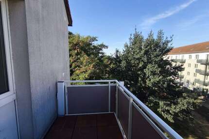 Wohnung zum Mieten in Merseburg 321,00 € 58.21 m²