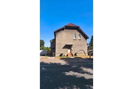 Attraktive Kapitalanlage Reihenhaus mit 4 Eingänge zu verkaufen. - Gladbeck Alt-Rentfort