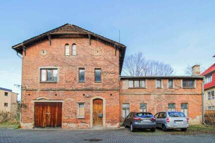 NEUER PREIS! Grenzenloses Potenzial für Selbermacher: Schönes EFH mit Garten für Ihre Wohnträume - Gera Untermhaus