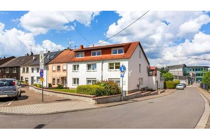 Mehrgenerationenhaus oder Haus für Praxis, sehr gepflegt, 270qm - Schwalbach