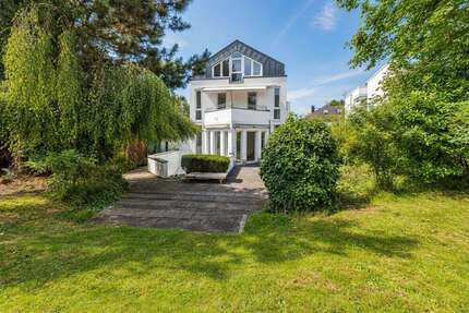 Haus zum Kaufen in Bonn 1.450.000,00 € 290 m²