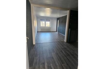 helle ruhige 3,5 Zimmer Wohnung Balkon Studenten WG geeignet - Herne