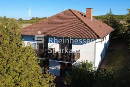 Haus zum Kaufen in Eckelsheim 350.000,00 € 179 m²