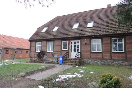 2-Zimmer Wohnung im Erdgeschoss - Borrentin