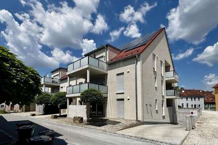 Wohnung zum Mieten in Hemau 680,00 € 68.22 m²