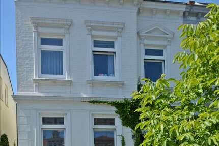 Haus zum Kaufen in Lübeck 755.000,00 € 213 m²