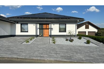 Bungalow Einfamilienhaus in Rosenheim - Steinebach/Sieg