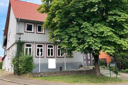 Verkaufe großes Haus - 99.000,00&nbsp;EUR Kaufpreis, ca.&nbsp; 300,00&nbsp;m&sup2; in Bad Grund (Harz) (PLZ: 37539)