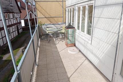 90m² 1 Bedroom Apartment, 2km from Uslar with Balcony & Garage