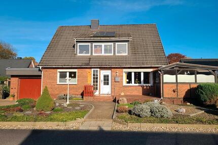 Wohnhaus mit Garage, Gnarrenburg Ortskern, von privat