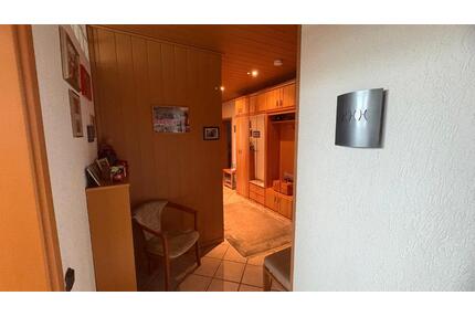 Gepflegte 2,5-Zimmer Wohnung mit Balkon und Wintergarten - Oberhausen