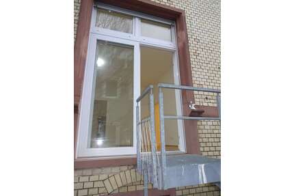 Haus zum Kaufen in Aschaffenburg 990.000,00 € 357 m²