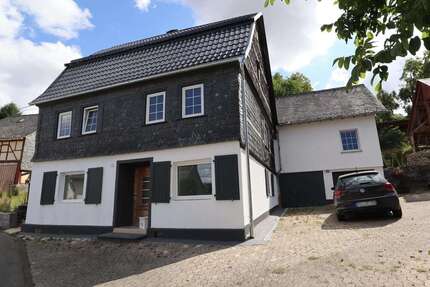 Haus zum Kaufen in Altlay 285.000,00 € 177 m²
