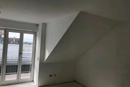 DG-Whg. In Oettingen in Bayern - 680,00&nbsp;EUR Kaltmiete, ca.&nbsp; 72,00&nbsp;m&sup2; in Alerheim (PLZ: 86733)