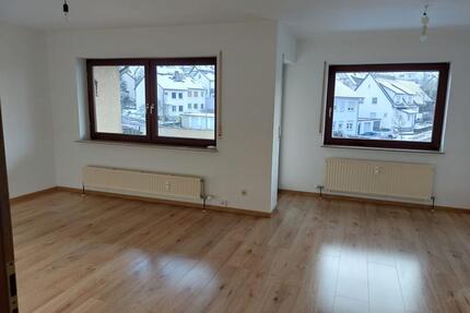 2 Zimmer Wohnung zu vermieten - 660,00&nbsp;EUR Kaltmiete, ca.&nbsp; 66,00&nbsp;m&sup2; in Bad Mergentheim (PLZ: 97980)