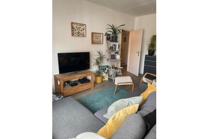 2,5 Zimmer-Wohnung direkt am Bahnhof ab 01.05. - Lübeck Sankt Lorenz Nord