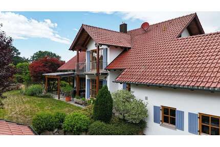 Haus zum Kaufen in Roding 650.000,00 € 263.63 m²