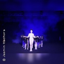 Körper - Gefäss - Ein Tanztheaterstück von machura.collective