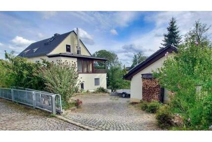 Ruhig gelegen in Radebeul - 495.000,00&nbsp;EUR Kaufpreis, ca.&nbsp; 114,50&nbsp;m&sup2;&nbsp;Wohnfl&auml;che in Radebeul (PLZ: 01445)