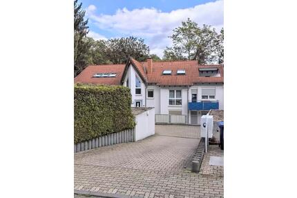 Kompaktes Wohnglück 2-Zimmer-Wohnung in KA-Hohenwettersbach - Karlsruhe