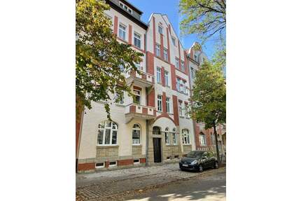 Stilvolle 3-Zimmer-Altbauwohnung mit 2 Balkonen - Jugendstilflair & sonniger Gartenbalkon - Erfurt Krämpfervorstadt