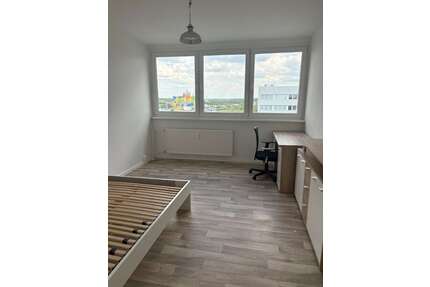 Wohnung zum Mieten in Neubrandenburg 280,00 € 24 m²