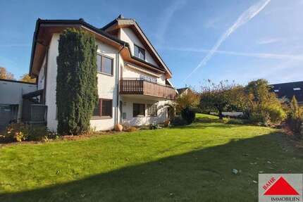 Haus zum Mieten in Herrenberg 2.400,00 € 200 m²