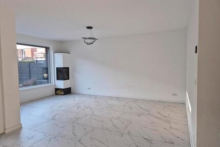 Ideal für Airbus Expats-4,5Zi-Haus in Wedel (Garten+Carport)