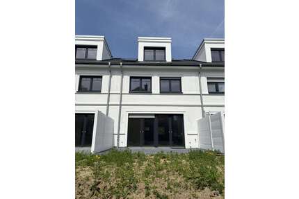 Haus zum Kaufen in Mönchengladbach 746.100,00 € 141.27 m²