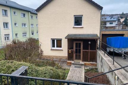 Haus mit Garten , Garage und Stellplatz zu vermieten - Wetzlar Nauborn