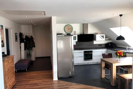 Bezugsfreie 3,5Z GB WHG mit Penthouse-Feeling, Stellplatz, EBK - Oldenburg Drielaker-Moor