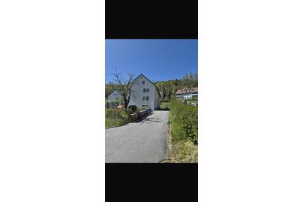 Mehrfamilienhaus 7 Parteien - 1.125.000,00&nbsp;EUR Kaufpreis, ca.&nbsp; 464,00&nbsp;m&sup2; in Grafenau (PLZ: 94481) Frauenberg