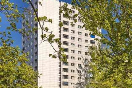 2-Raum-Stadt-Wohnung mit Balkon und offener Küche - Dresden Plauen