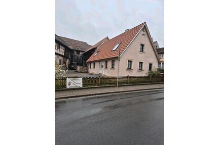 haus in hallerndorf - 360.000,00&nbsp;EUR Kaufpreis, ca.&nbsp; 121,00&nbsp;m&sup2; in Weilersbach (PLZ: 91365)